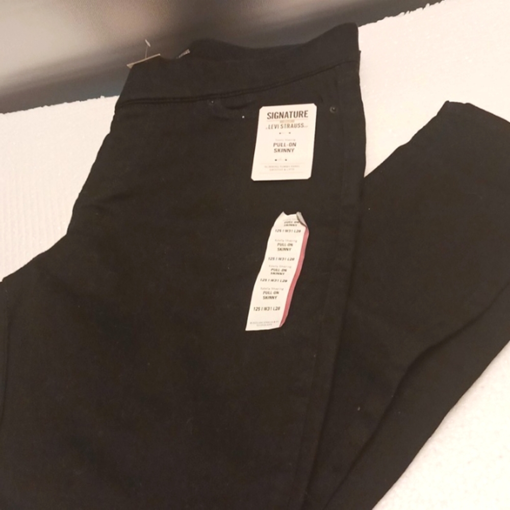 SIGNATURE LEVI STRAUSS